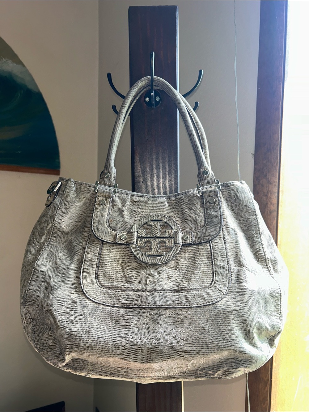 Tory Burch Metallic Silver Logo-Accent Shoulder Bag